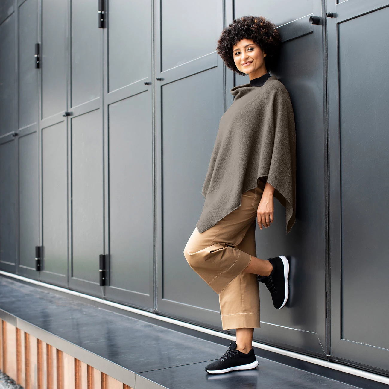 Giesswein - D O B Apparel Merino Lambswool Poncho 20 Giesswein - D O B Apparel Merino Lambswool Poncho